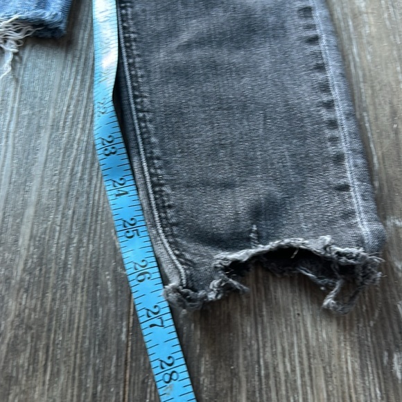 2 pair different size Zara jeans size 4 & 6 - Picture 4 of 9